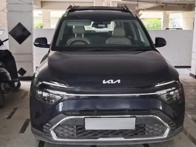 Used 2023 Kia Carens in Hyderabad