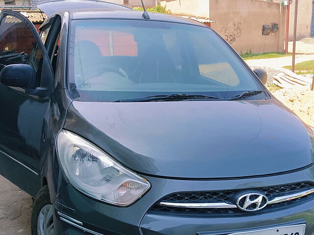 Used 2011 Hyundai i10 in Patna