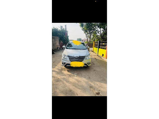 Used 2014 Toyota Innova in Raipur