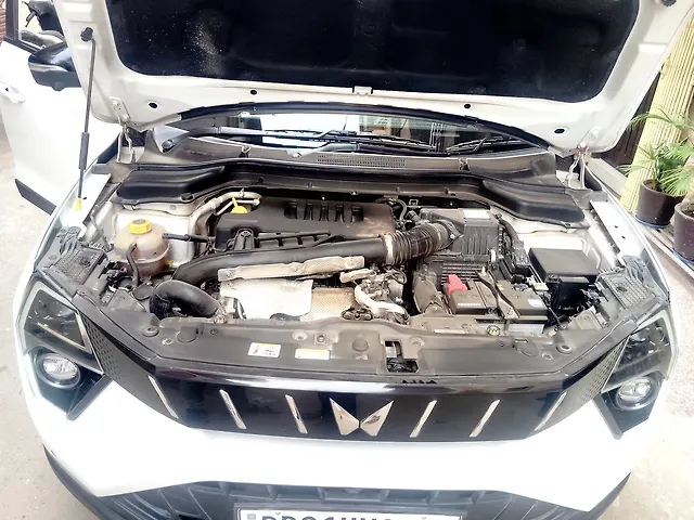 Used Mahindra XUV 3XO AX7L Diesel 1.5L Turbo Manual Dual Tone in Patna