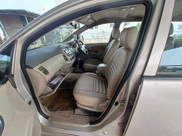 Used Toyota Innova [2013-2014] 2.5 GX 7 STR BS-IV in Coimbatore