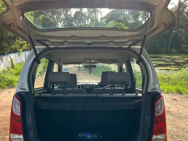 Used Maruti Suzuki Wagon R 1.0 [2010-2013] VXi in Thrissur