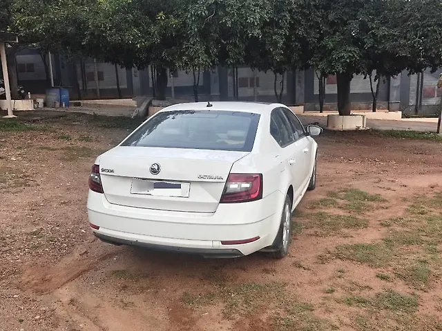 Used Skoda Octavia [2017-2021] 2.0 TDI CR Style Plus AT [2017] in Bangalore
