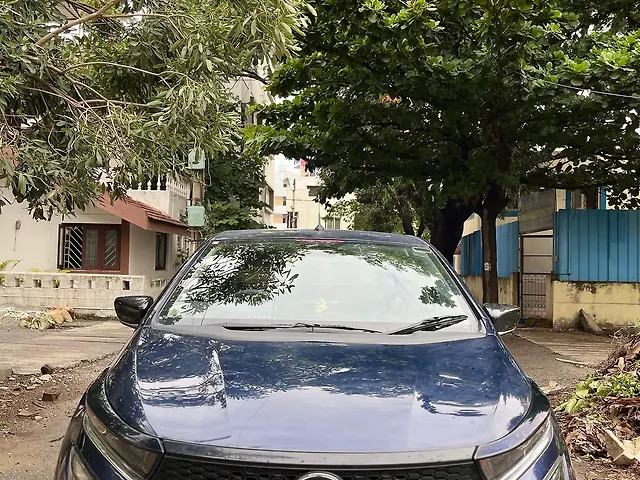 Used 2023 Tata Altroz in Bangalore