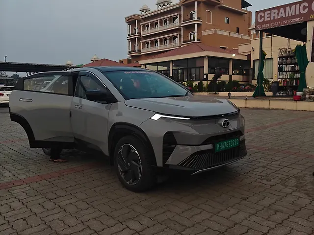 Used 2024 Tata Curvv EV in Mumbai