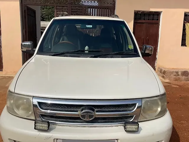 Used 2012 Tata Safari in Shivpuri