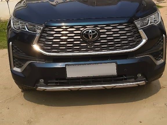 Used 2023 Toyota Innova Hyrcross in Motihari