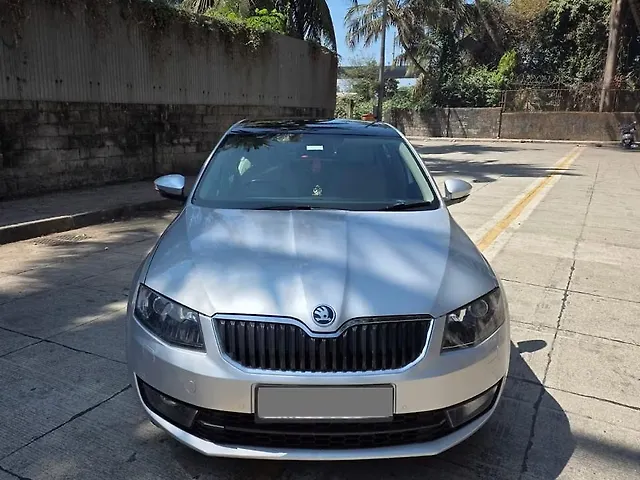 Used 2016 Skoda Octavia in Mumbai