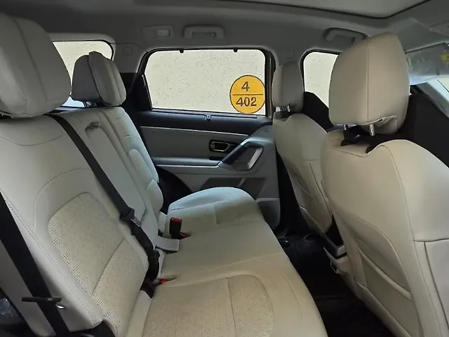 Used Tata Safari Accomplished Plus Dual Tone AT 7 STR in Mumbai