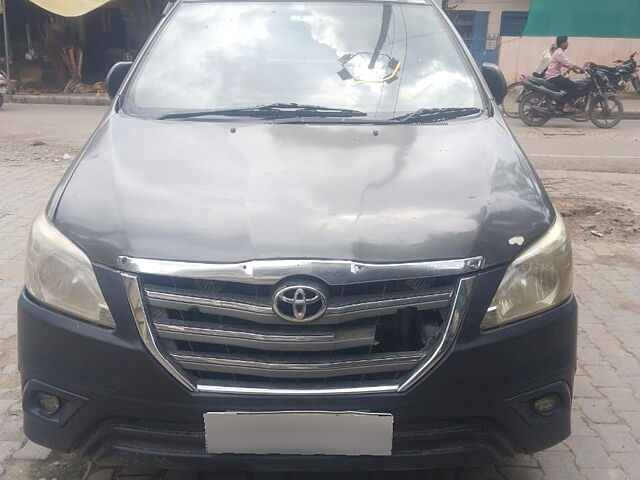 Used 2010 Toyota Innova in Varanasi