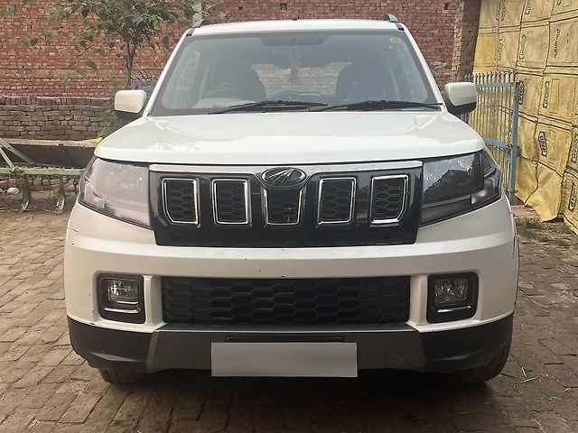 Used 2019 Mahindra TUV300 in Lucknow
