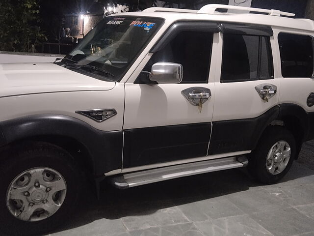 Used Mahindra Scorpio Getaway 4WD BS IV in Ujjain