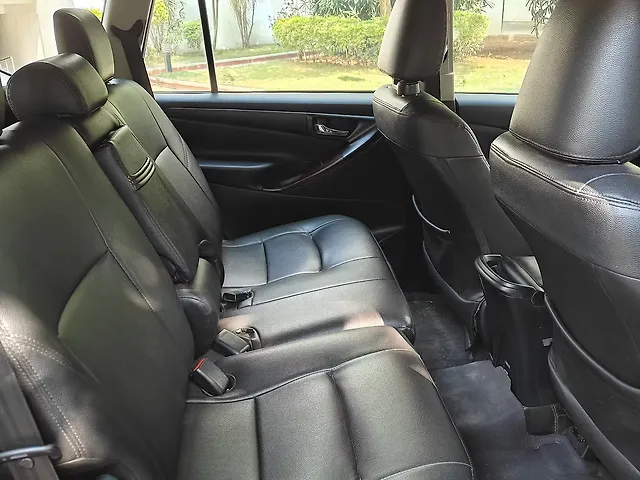 Used Toyota Innova Crysta [2016-2020] 2.8 GX AT 8 STR [2016-2020] in Hyderabad