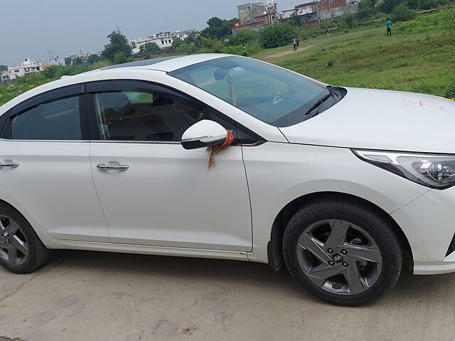 Used 2022 Hyundai Verna in Rudrapur