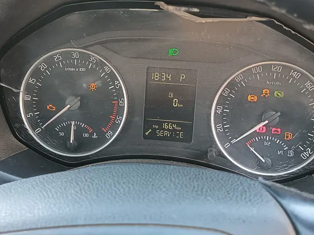Used 2011 Skoda Laura in Jabalpur
