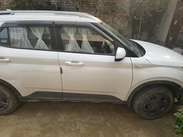 Used 2024 Hyundai Venue in Nawada