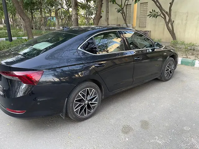 Used Skoda Octavia L&K 2.0 in Delhi