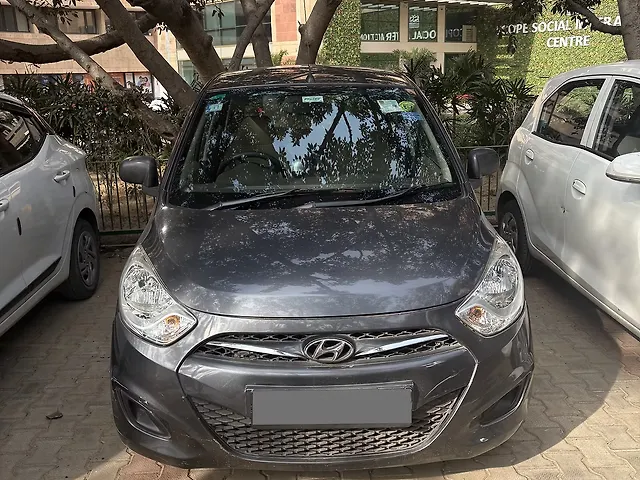 Used 2013 Hyundai i10 in Noida
