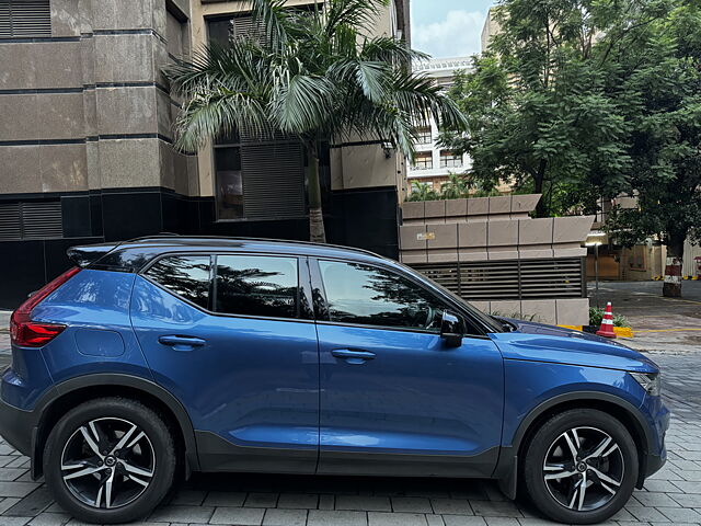 Used 2020 Volvo XC40 in Bangalore