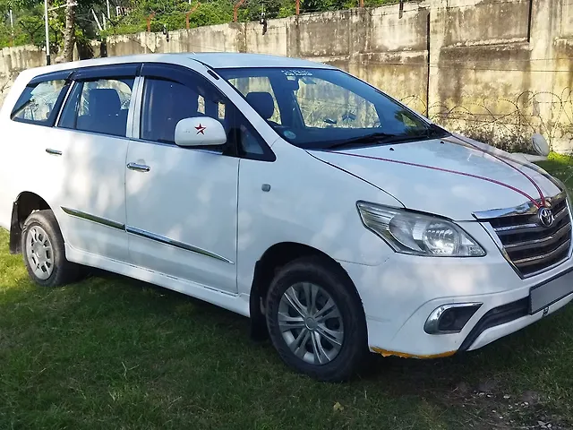Used 2012 Toyota Innova in Rajouri