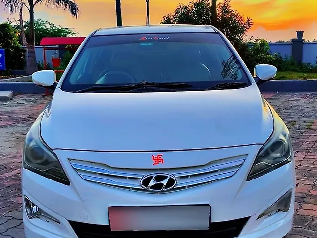 Used 2016 Hyundai Verna in Porbandar