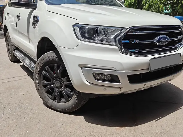 Used 2021 Ford Endeavour in Mumbai