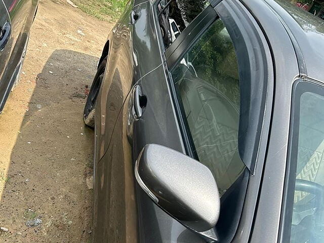 Used Maruti Suzuki Dzire [2017-2020] VXi AMT in Delhi