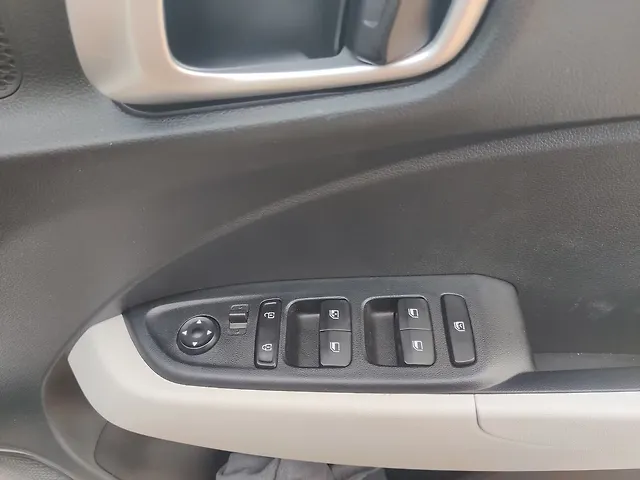 Used Hyundai Venue S 1.2 Petrol [2023-2025] in Karimnagar