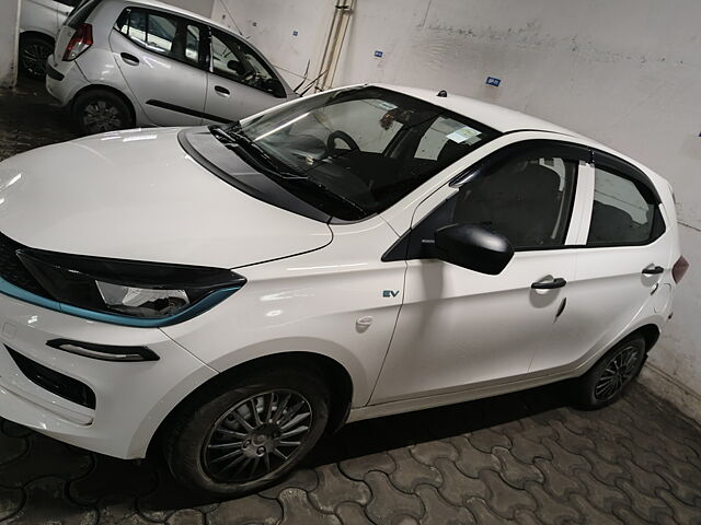 Used Tata Tiago EV XE Medium Range in Ghaziabad