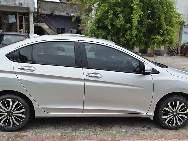 Used Honda City 4th Generation VX Petrol [2017-2019] in Ahmedabad