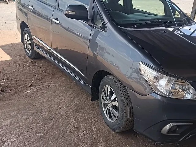 Used 2015 Toyota Innova in Morbi
