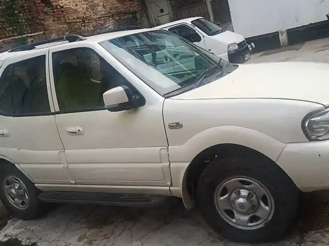 Used 2012 Tata Safari in Morena