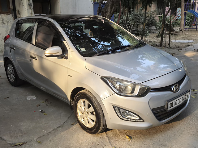 Used 2013 Hyundai i20 in Delhi