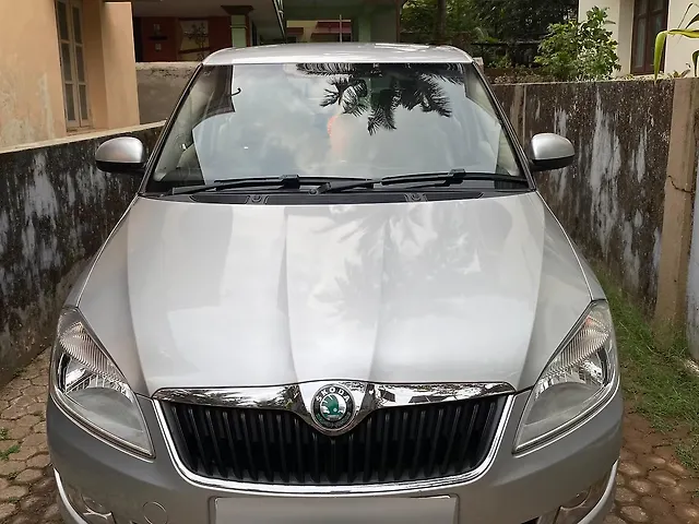 Used 2012 Skoda Fabia in Dak. Kannada