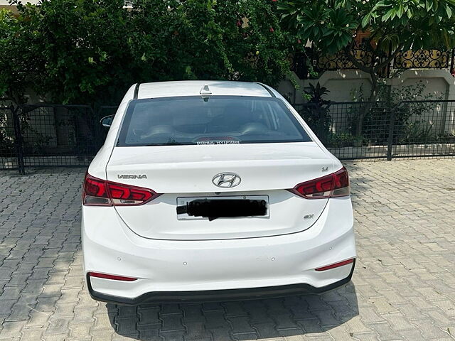 Used Hyundai Verna [2017-2020] SX 1.6 VTVT in Gurgaon