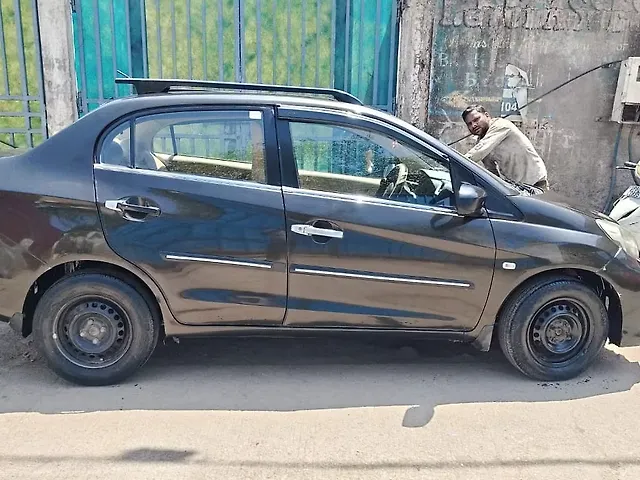 Used 2017 Honda Amaze in Agra