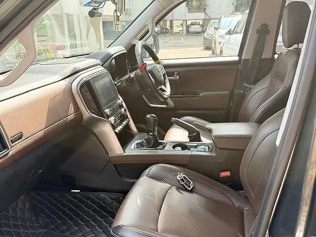 Used Mahindra Scorpio N Z8 L Petrol MT 7 STR [2022] in Delhi