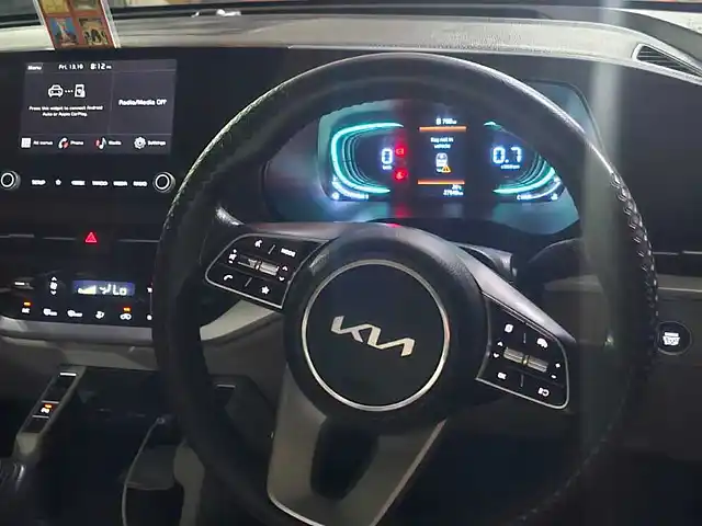 Used 2022 Kia Carens in Bhopal