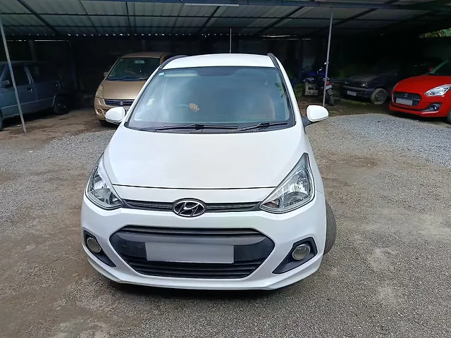 Used 2016 Hyundai Grand i10 in Kozhikode