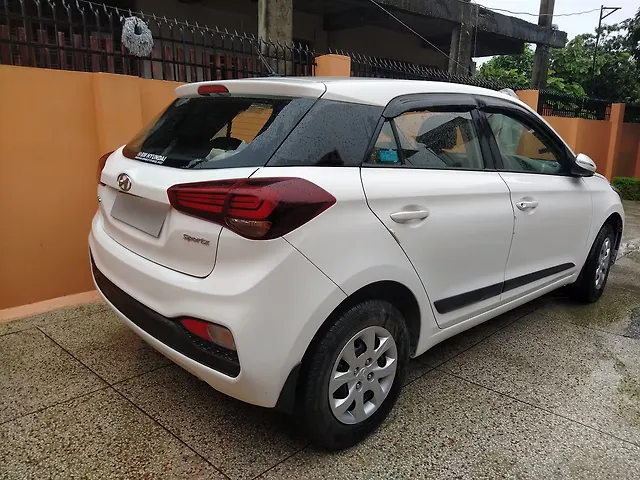 Used Hyundai Elite i20 [2018-2019] Sportz 1.2 in Dehradun