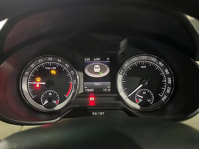 Used Skoda Octavia [2017-2021] 1.8 TSI Style Plus AT [2017] in Hyderabad