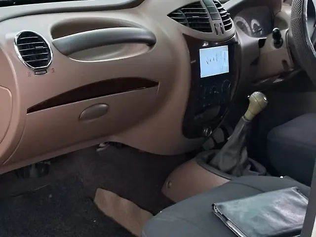 Used Mahindra Xylo [2012-2014] E8 ABS BS-III in Ratlam