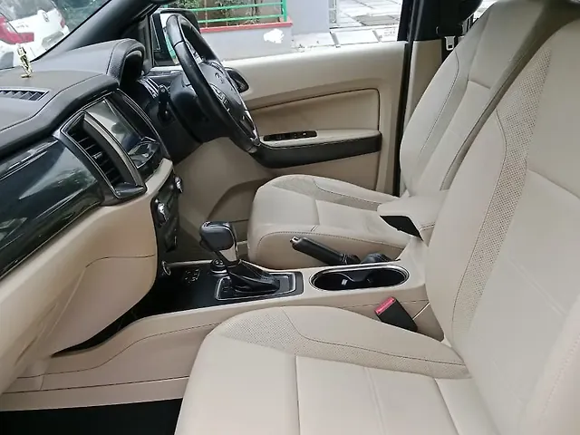 Used Ford Endeavour [2016-2019] Titanium 3.2 4x4 AT in Hyderabad
