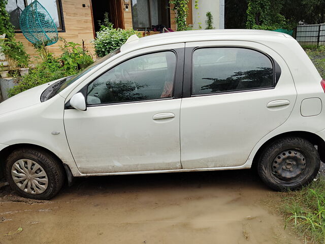 Used Toyota Etios Liva [2011-2013] GD in Vapi