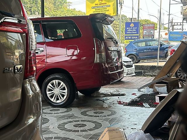 Used Toyota Innova [2009-2012] 2.5 G1 BS-IV in Muvattupuzha
