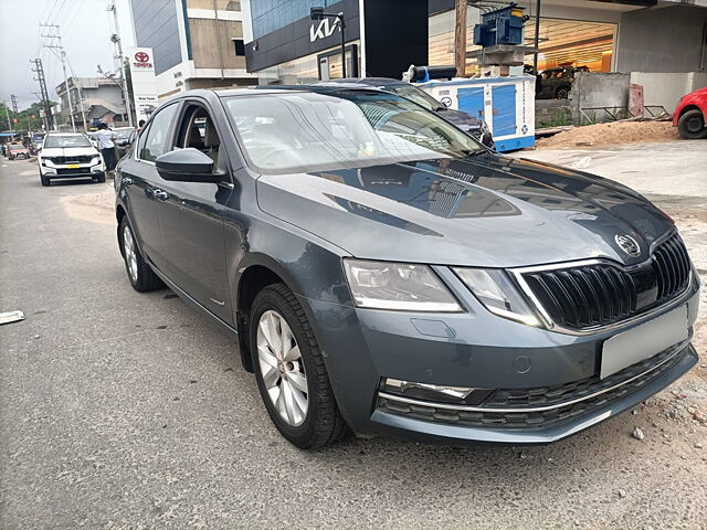 Used Skoda Octavia [2015-2017] 1.8 TSI Style Plus AT in Hyderabad