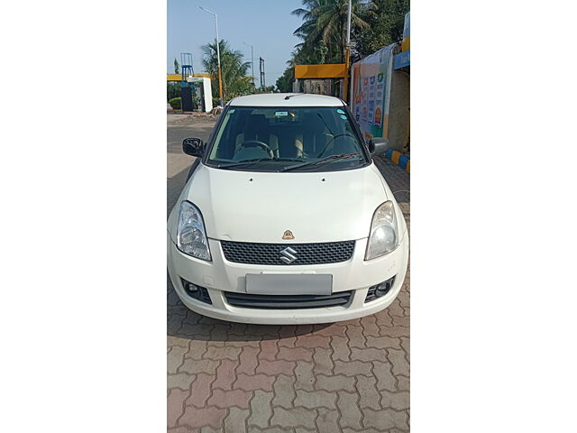 Used 2010 Maruti Suzuki Swift in Surat