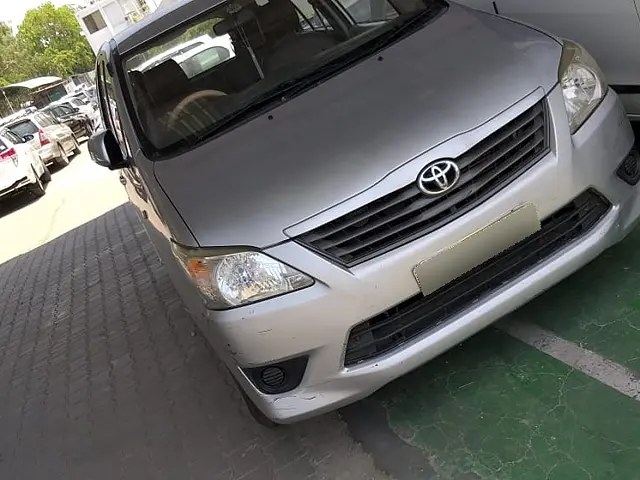 Used 2012 Toyota Innova in Lucknow