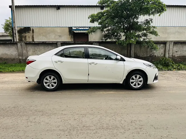 Used 2018 Toyota Corolla Altis in Himmatnagar