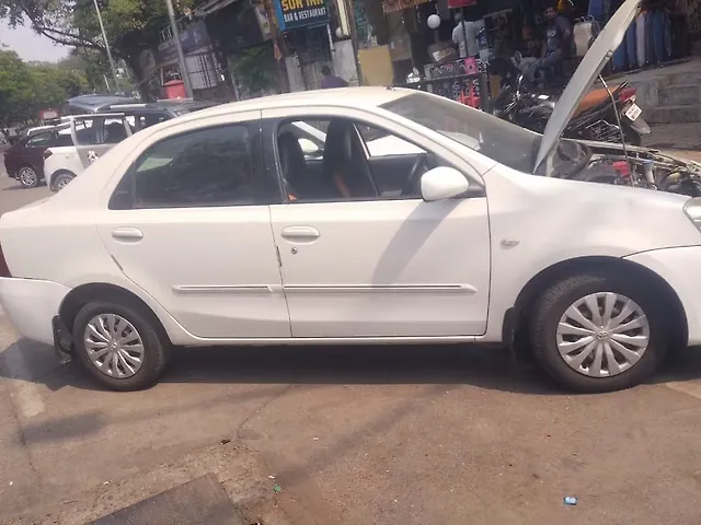 Used 2011 Toyota Etios in Navi Mumbai